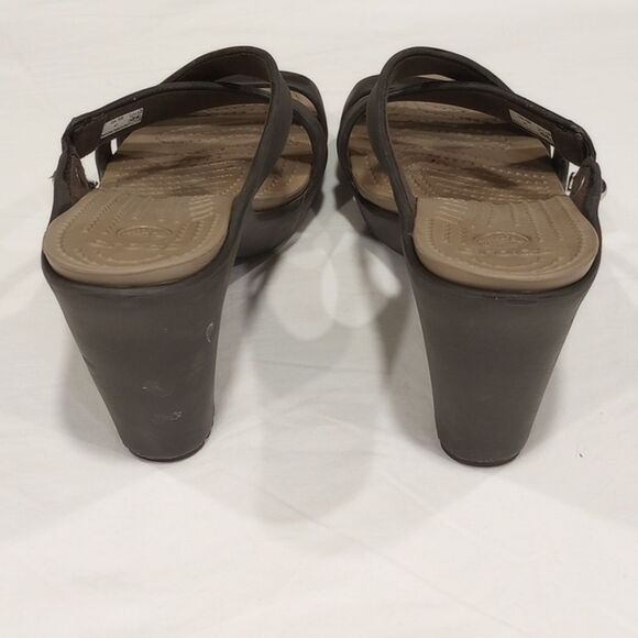 Brown Women's 9 Cyprus IV Crocs Heeled Sandals - Picture 4 of 8